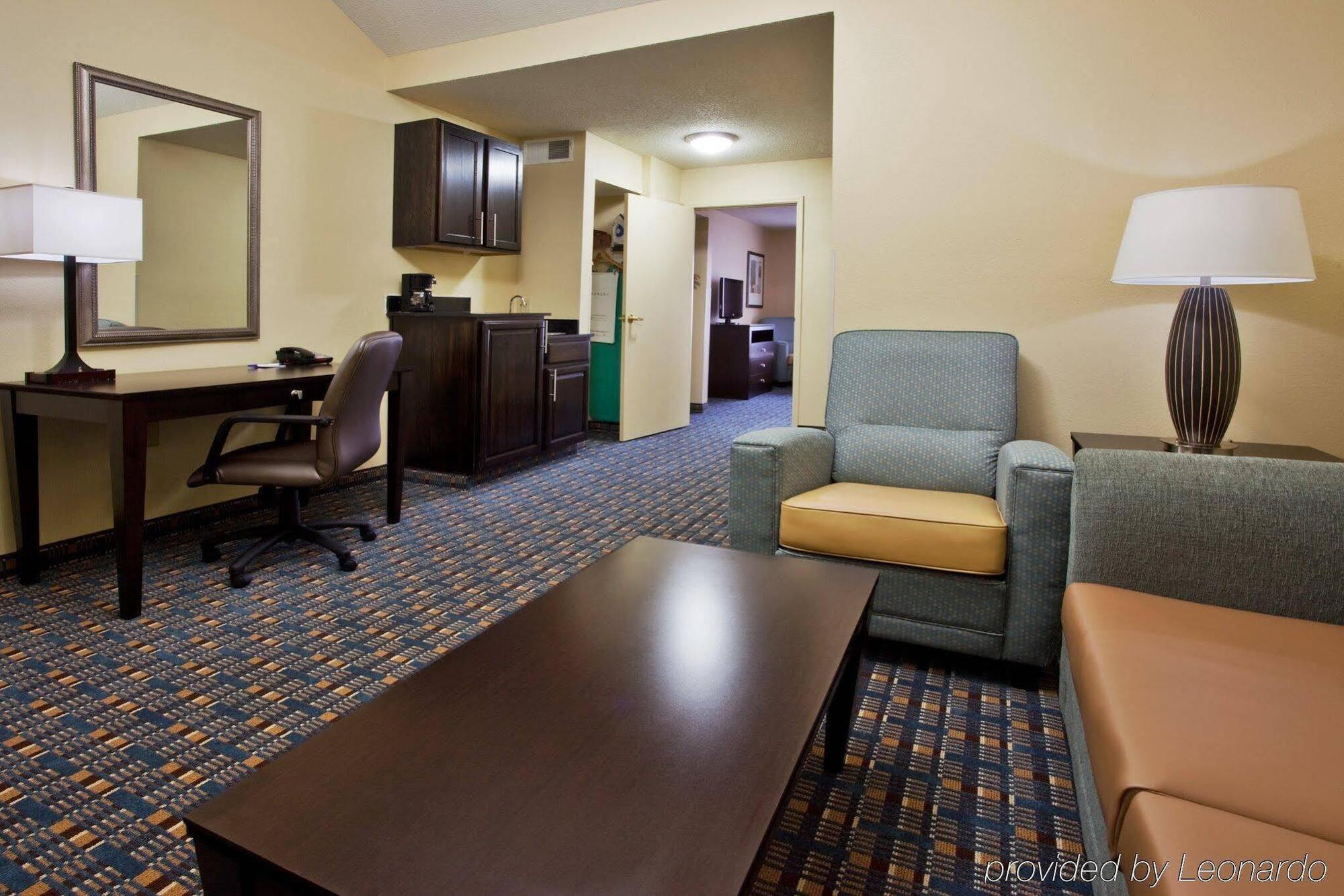 Holiday Inn Express Alpharetta - Roswell By Ihg Exterior foto